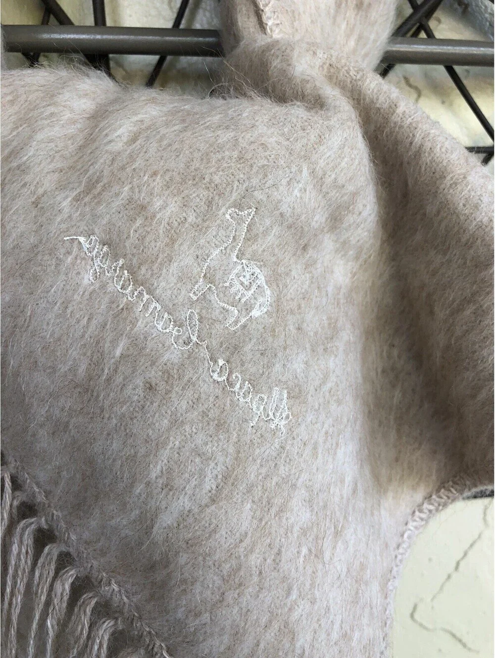 Alpaca Camargo Tan Beige Scarf Winter One Size Great Condition.